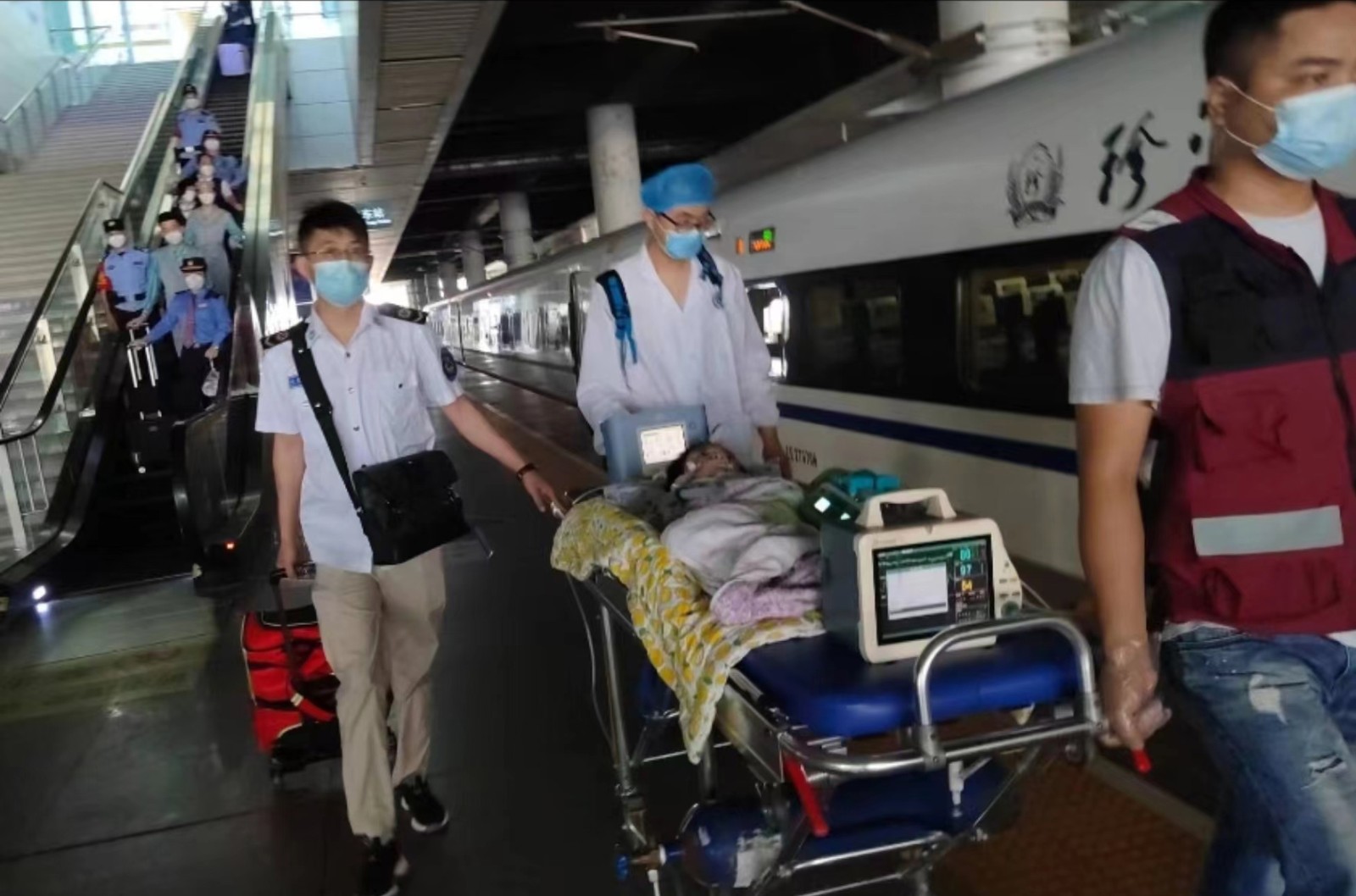 龙岗区高铁转运公司